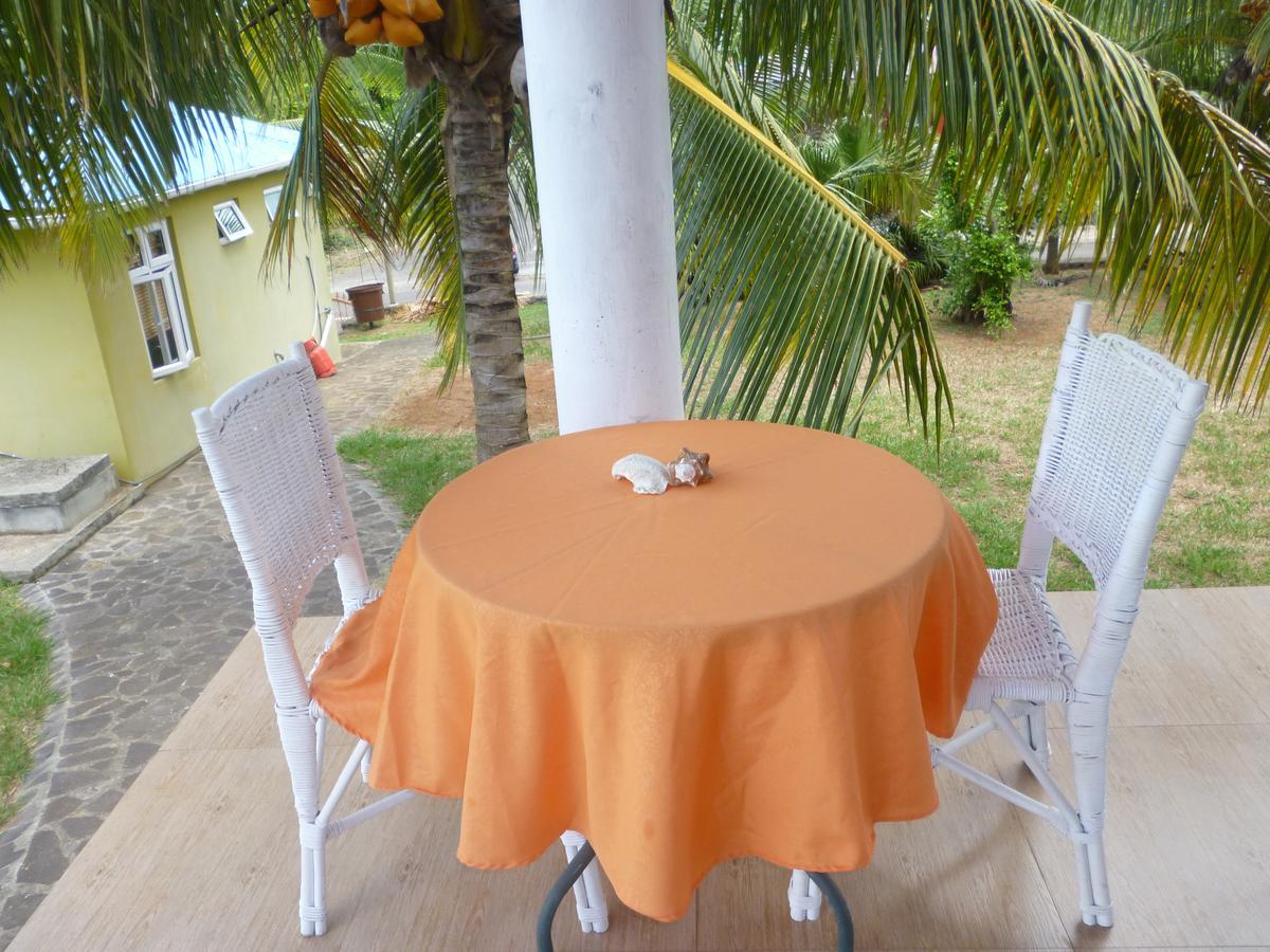 Chez Clenya Guesthouse La Ferme ภายนอก รูปภาพ