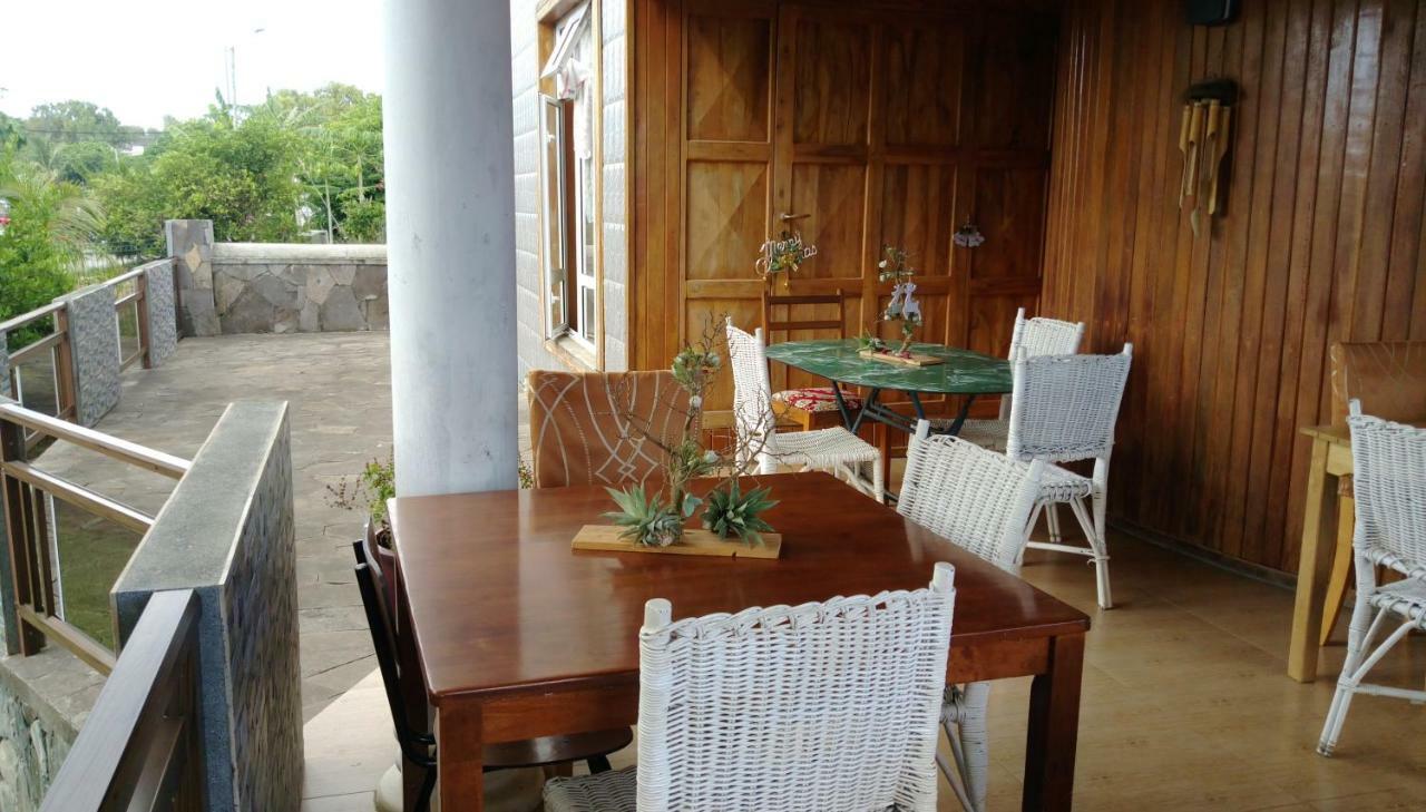 Chez Clenya Guesthouse La Ferme ภายนอก รูปภาพ
